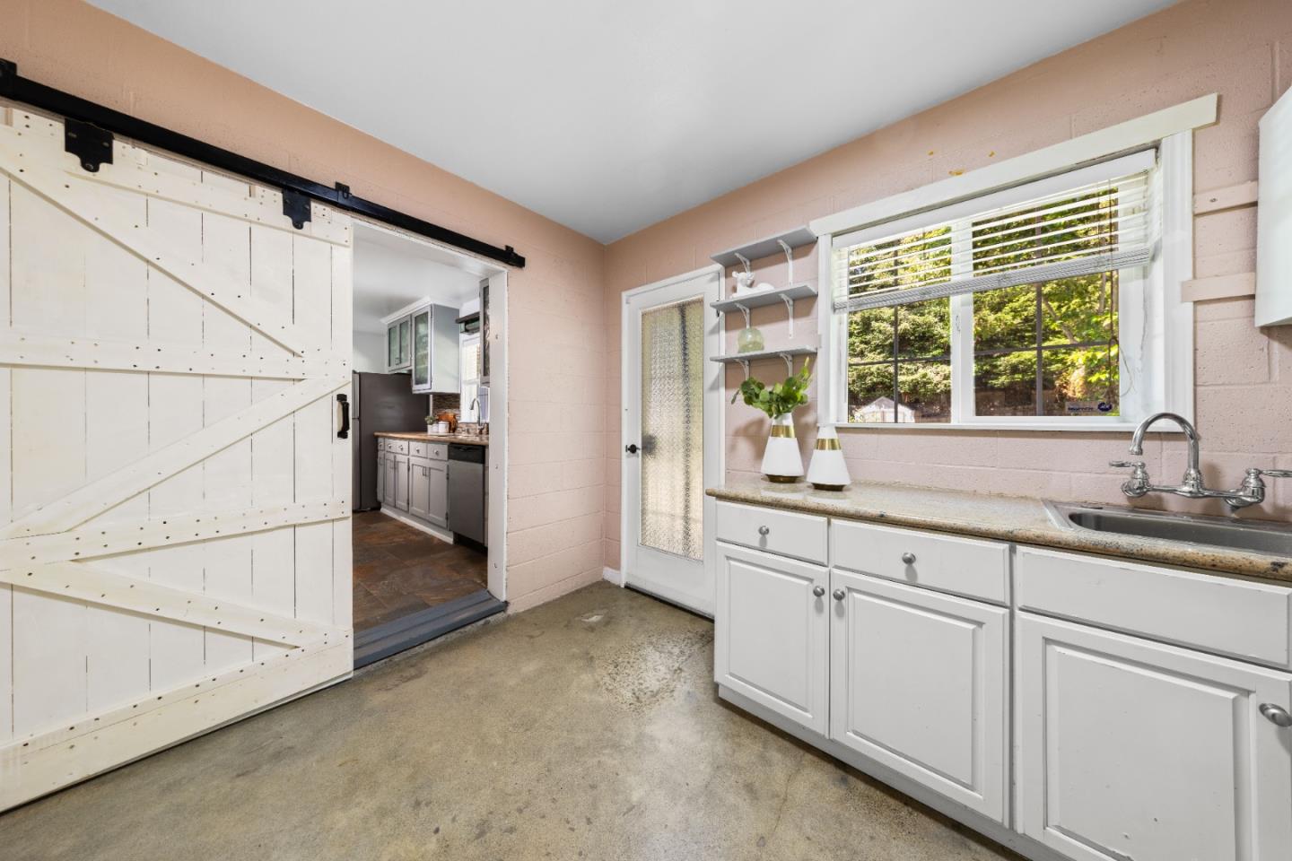 Detail Gallery Image 18 of 23 For 22860 7th St, Hayward,  CA 94541 - 2 Beds | 1 Baths