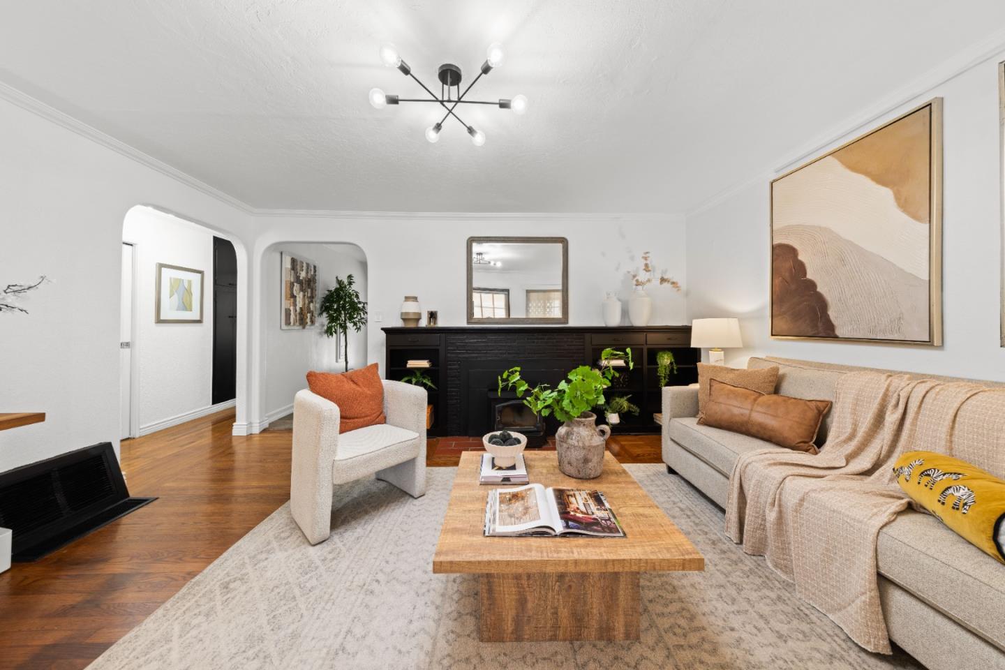 Detail Gallery Image 4 of 23 For 22860 7th St, Hayward,  CA 94541 - 2 Beds | 1 Baths