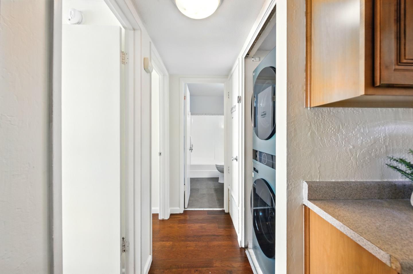 Detail Gallery Image 18 of 23 For 757 N Fair Oaks Ave #3,  Sunnyvale,  CA 94085 - 2 Beds | 1 Baths