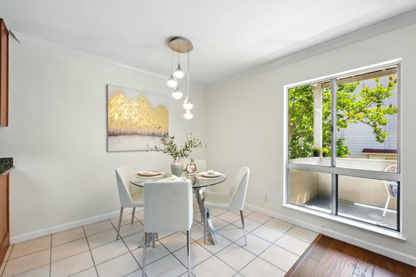Detail Gallery Image 9 of 23 For 757 N Fair Oaks Ave #3,  Sunnyvale,  CA 94085 - 2 Beds | 1 Baths