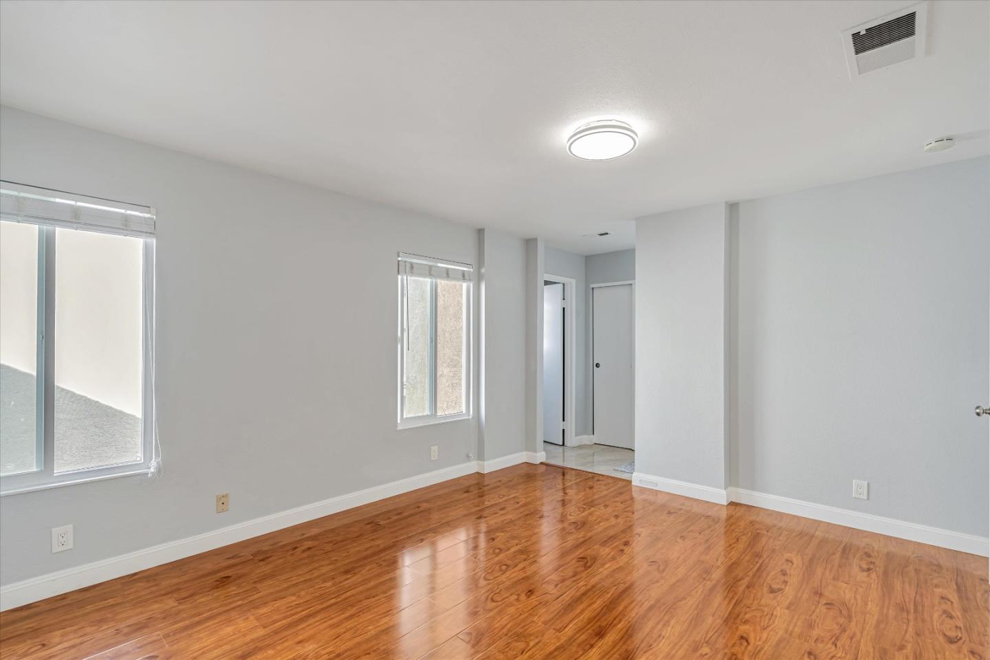 Detail Gallery Image 15 of 32 For 683 Black Pine Dr, San Leandro,  CA 94577 - 3 Beds | 2/1 Baths