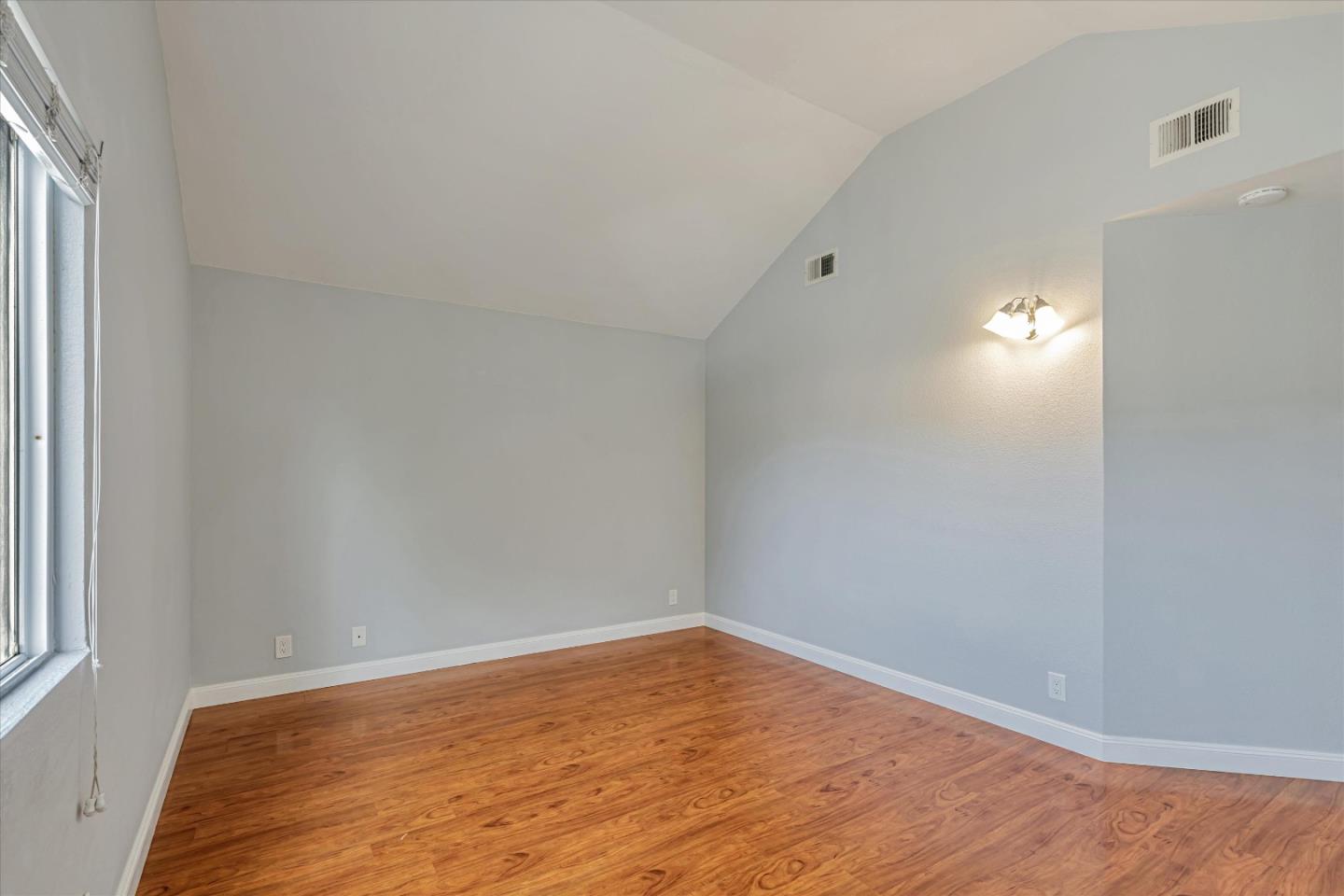 Detail Gallery Image 23 of 32 For 683 Black Pine Dr, San Leandro,  CA 94577 - 3 Beds | 2/1 Baths