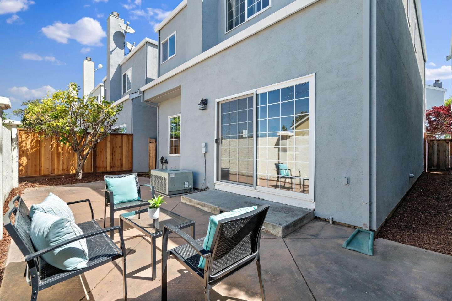 Detail Gallery Image 32 of 47 For 4220 Ramshall Pl, Santa Clara,  CA 95054 - 3 Beds | 2/1 Baths