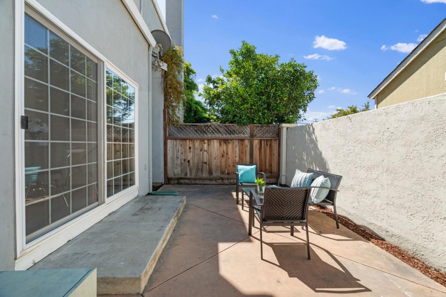 Detail Gallery Image 35 of 47 For 4220 Ramshall Pl, Santa Clara,  CA 95054 - 3 Beds | 2/1 Baths