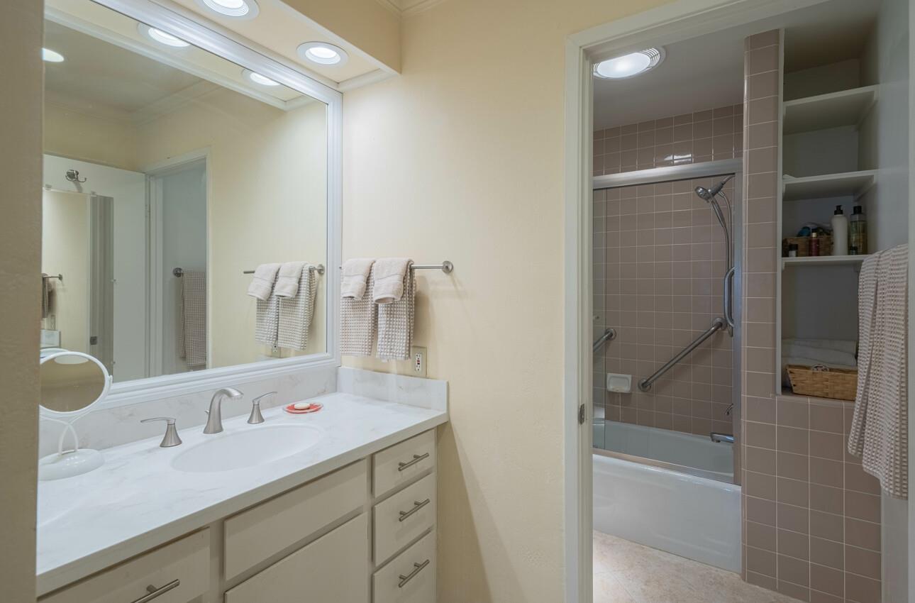 Detail Gallery Image 32 of 53 For 154 Del Mesa Carmel, Carmel,  CA 93923 - 2 Beds | 2 Baths