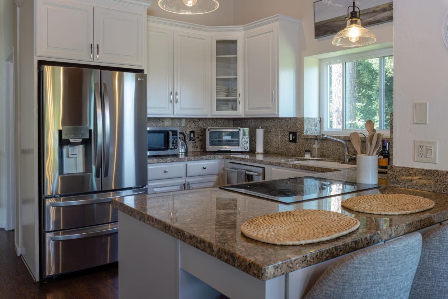 Detail Gallery Image 13 of 64 For 645 Skyward Dr, Aptos,  CA 95003 - 3 Beds | 2/1 Baths