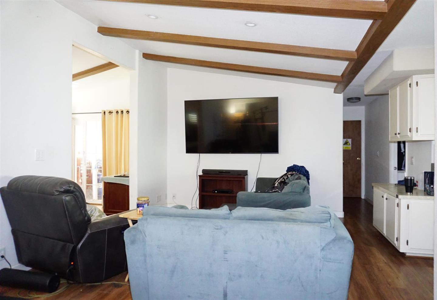 Detail Gallery Image 3 of 10 For 4271 N First St #10,  San Jose,  CA 95135 - 3 Beds | 2 Baths
