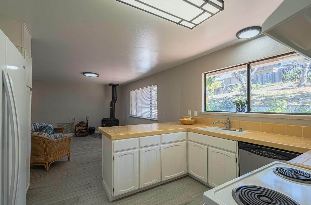 Detail Gallery Image 13 of 45 For 3065 Hermitage Rd, Pebble Beach,  CA 93953 - 4 Beds | 2/1 Baths