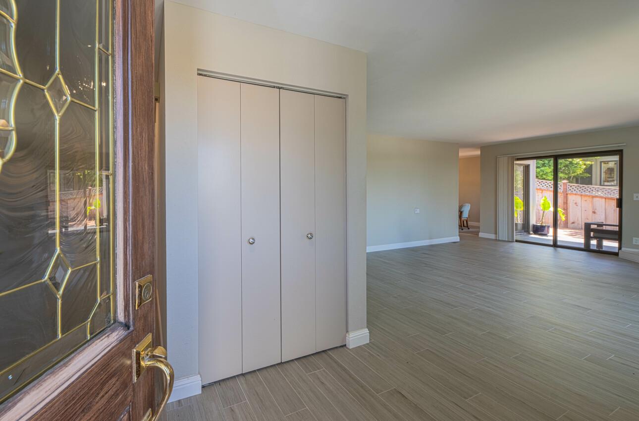 Detail Gallery Image 4 of 45 For 3065 Hermitage Rd, Pebble Beach,  CA 93953 - 4 Beds | 2/1 Baths