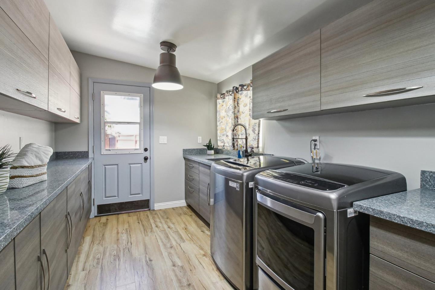 Detail Gallery Image 31 of 72 For 185 Mclellan Ave, San Mateo,  CA 94403 - 3 Beds | 2/1 Baths