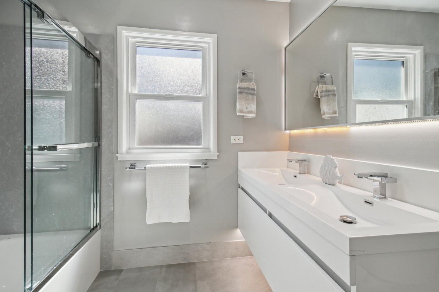 Detail Gallery Image 34 of 72 For 185 Mclellan Ave, San Mateo,  CA 94403 - 3 Beds | 2/1 Baths