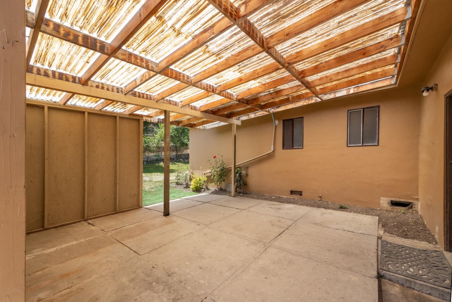 Detail Gallery Image 11 of 29 For 2265 Freedom Blvd, Watsonville,  CA 95076 - 3 Beds | 2 Baths