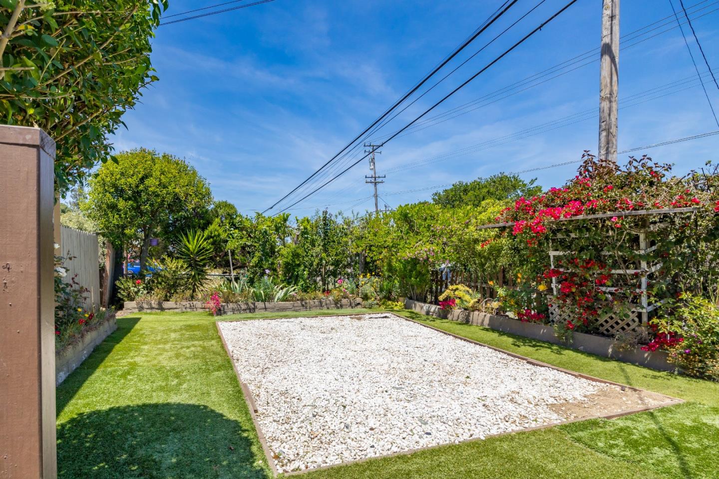 Detail Gallery Image 4 of 29 For 2265 Freedom Blvd, Watsonville,  CA 95076 - 3 Beds | 2 Baths