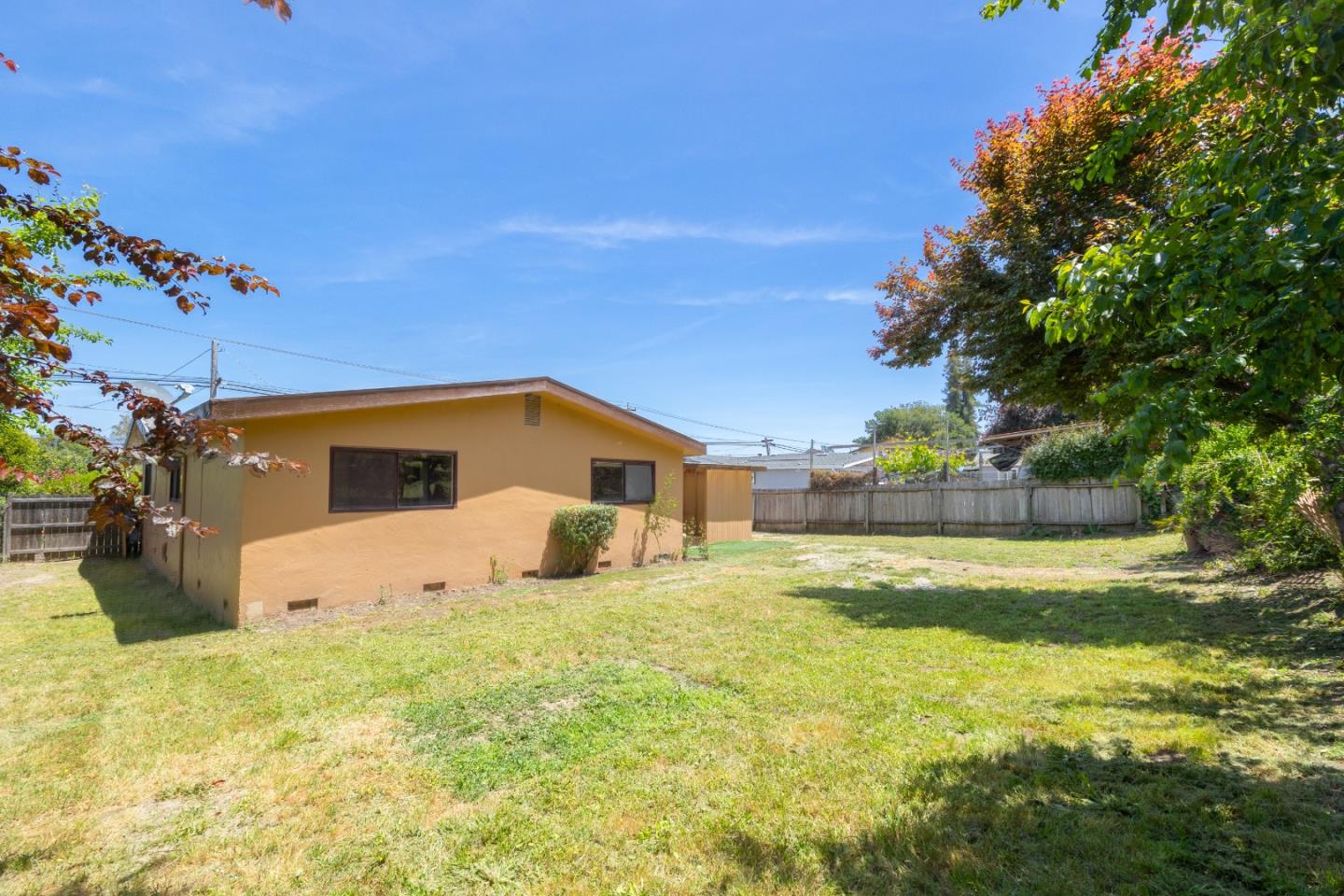 Detail Gallery Image 9 of 29 For 2265 Freedom Blvd, Watsonville,  CA 95076 - 3 Beds | 2 Baths
