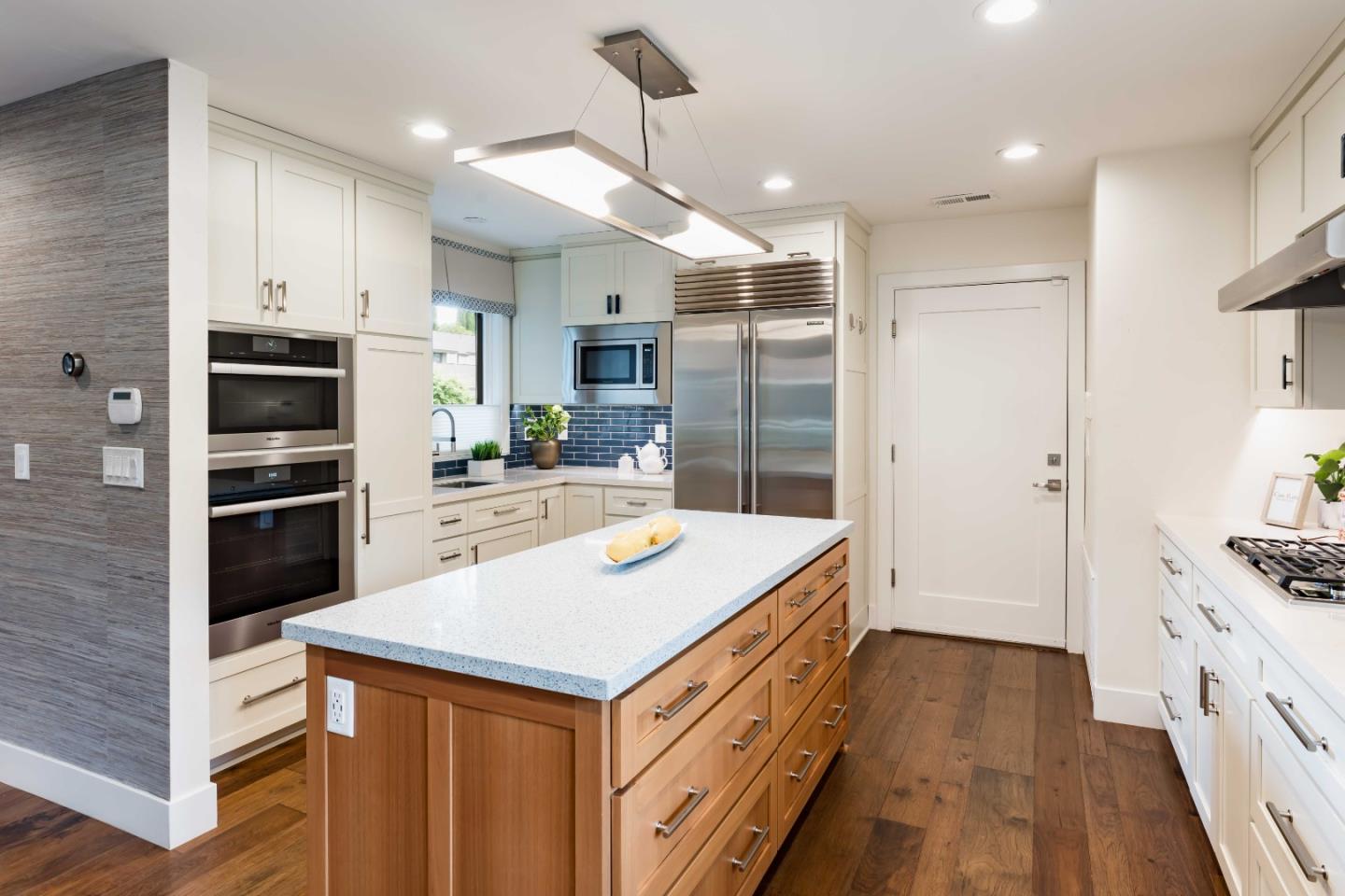 Detail Gallery Image 10 of 32 For 1261 Setareh Ct, San Jose,  CA 95125 - 3 Beds | 2/1 Baths