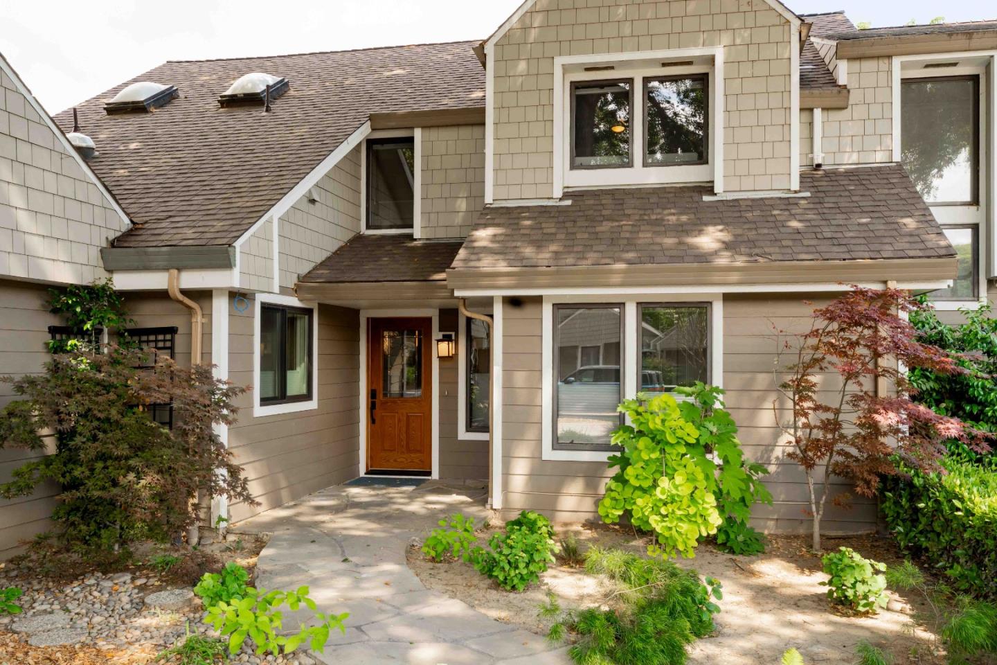 Detail Gallery Image 3 of 32 For 1261 Setareh Ct, San Jose,  CA 95125 - 3 Beds | 2/1 Baths