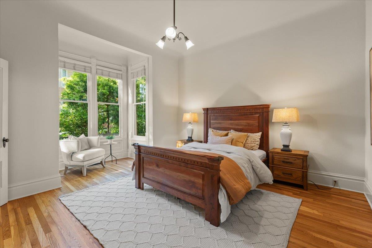 Detail Gallery Image 11 of 62 For 311-313 Ocean View Ave, Santa Cruz,  CA 95062 - 4 Beds | 3/1 Baths