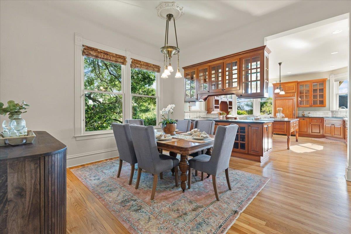 Detail Gallery Image 13 of 62 For 311-313 Ocean View Ave, Santa Cruz,  CA 95062 - 4 Beds | 3/1 Baths