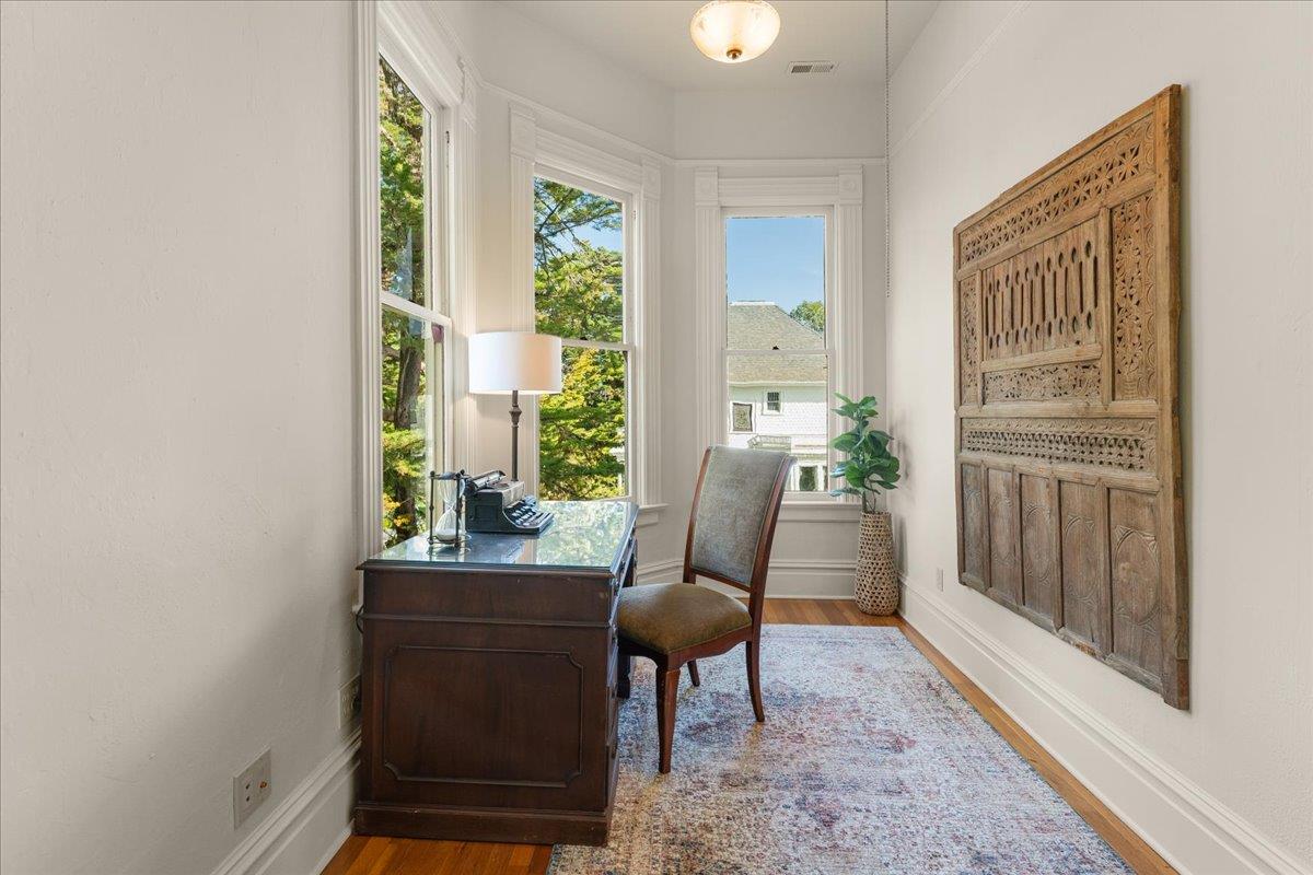 Detail Gallery Image 22 of 62 For 311-313 Ocean View Ave, Santa Cruz,  CA 95062 - 4 Beds | 3/1 Baths