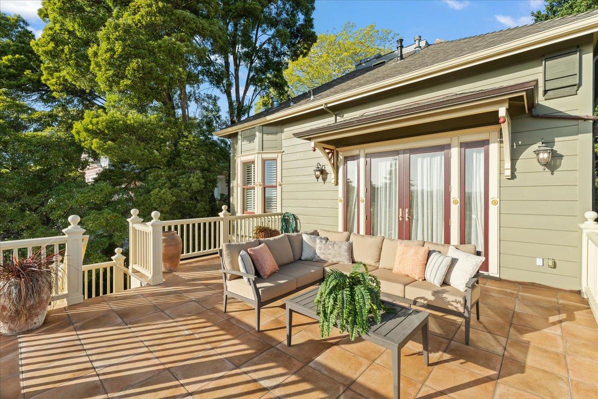 Detail Gallery Image 35 of 62 For 311-313 Ocean View Ave, Santa Cruz,  CA 95062 - 4 Beds | 3/1 Baths