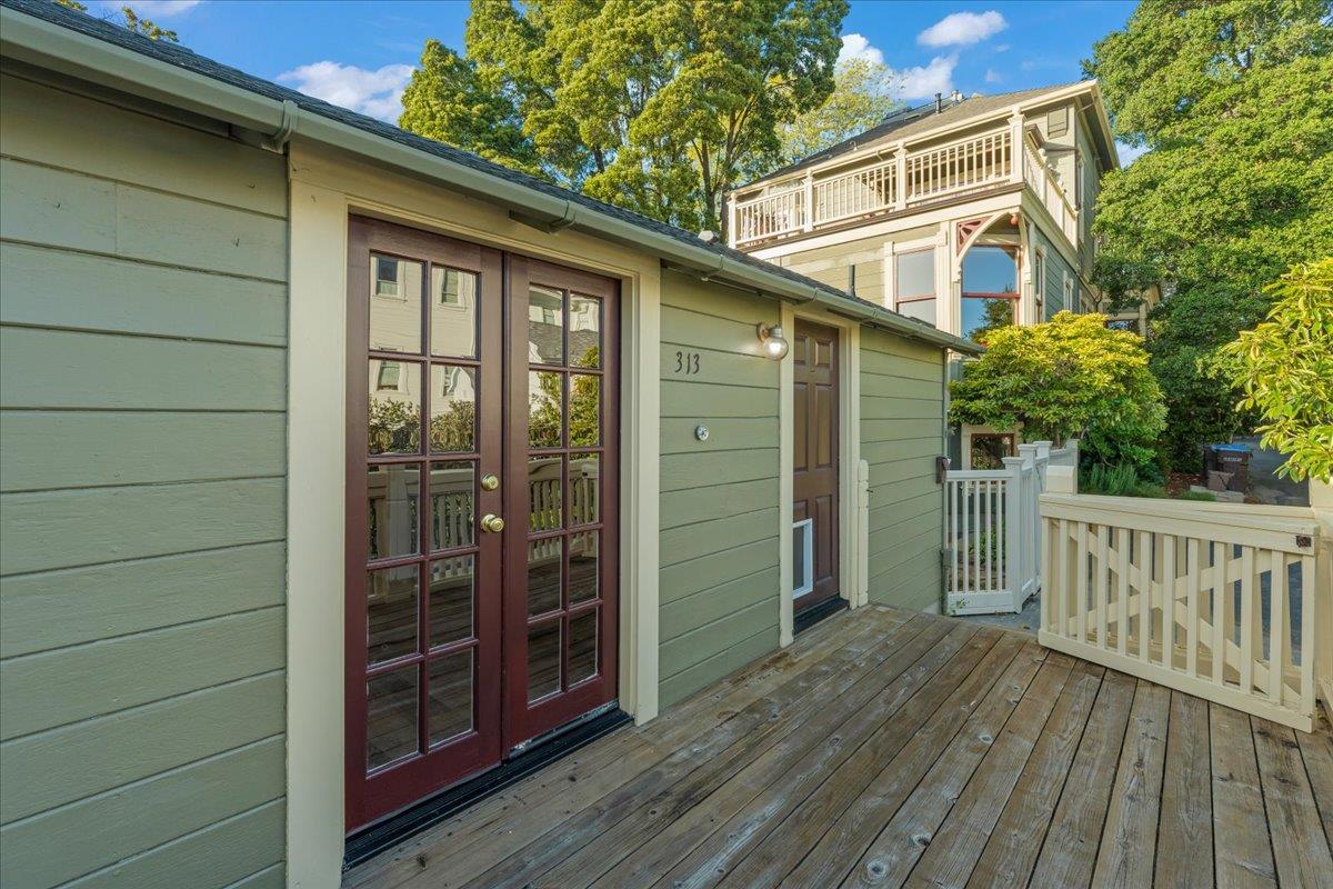Detail Gallery Image 42 of 62 For 311-313 Ocean View Ave, Santa Cruz,  CA 95062 - 4 Beds | 3/1 Baths