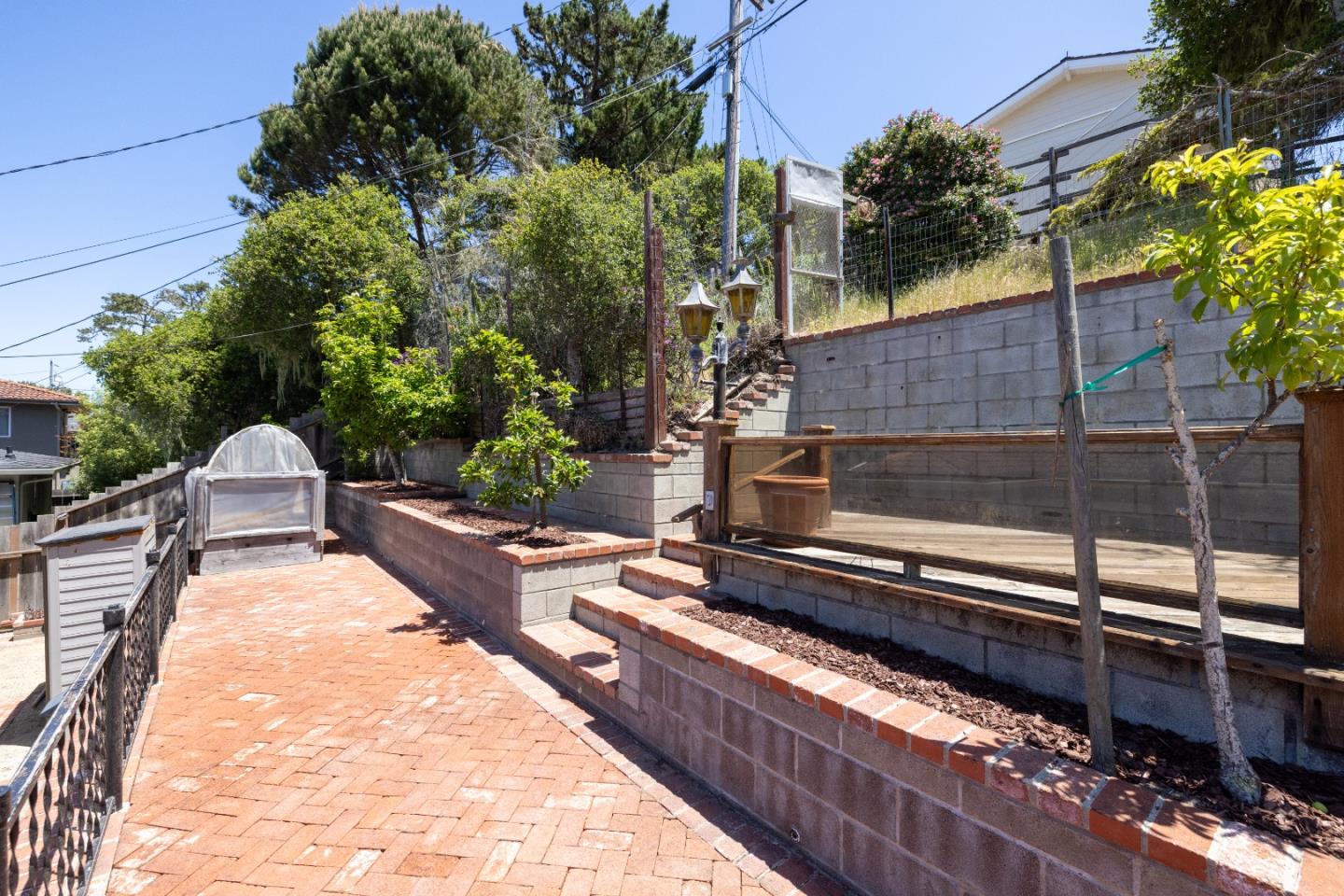 Detail Gallery Image 30 of 37 For 931 Petra Ln, Pacific Grove,  CA 93950 - 4 Beds | 3 Baths