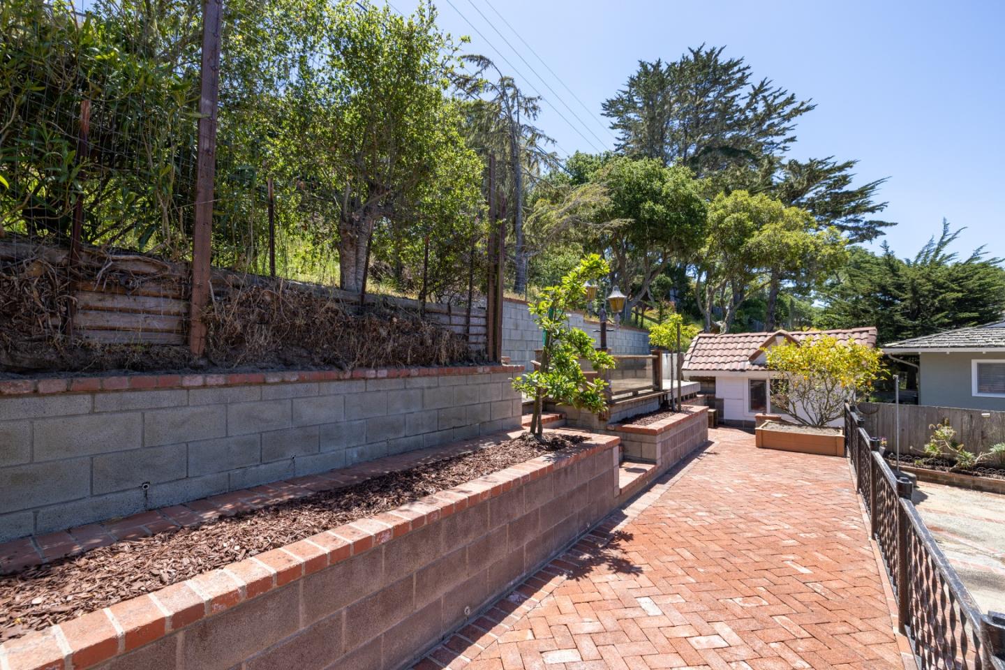 Detail Gallery Image 31 of 37 For 931 Petra Ln, Pacific Grove,  CA 93950 - 4 Beds | 3 Baths