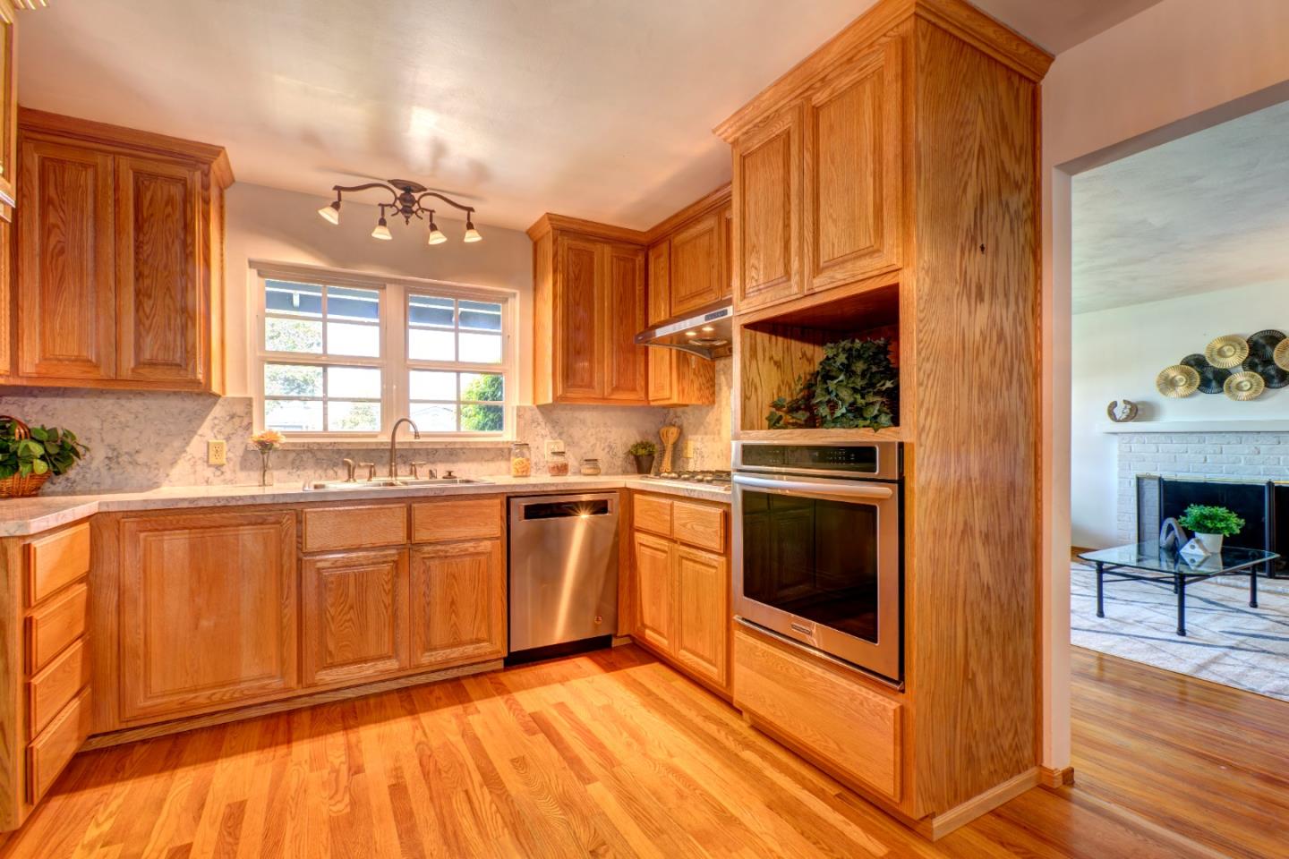 Detail Gallery Image 4 of 36 For 79 Rio Serena Ave, Campbell,  CA 95008 - 3 Beds | 2 Baths