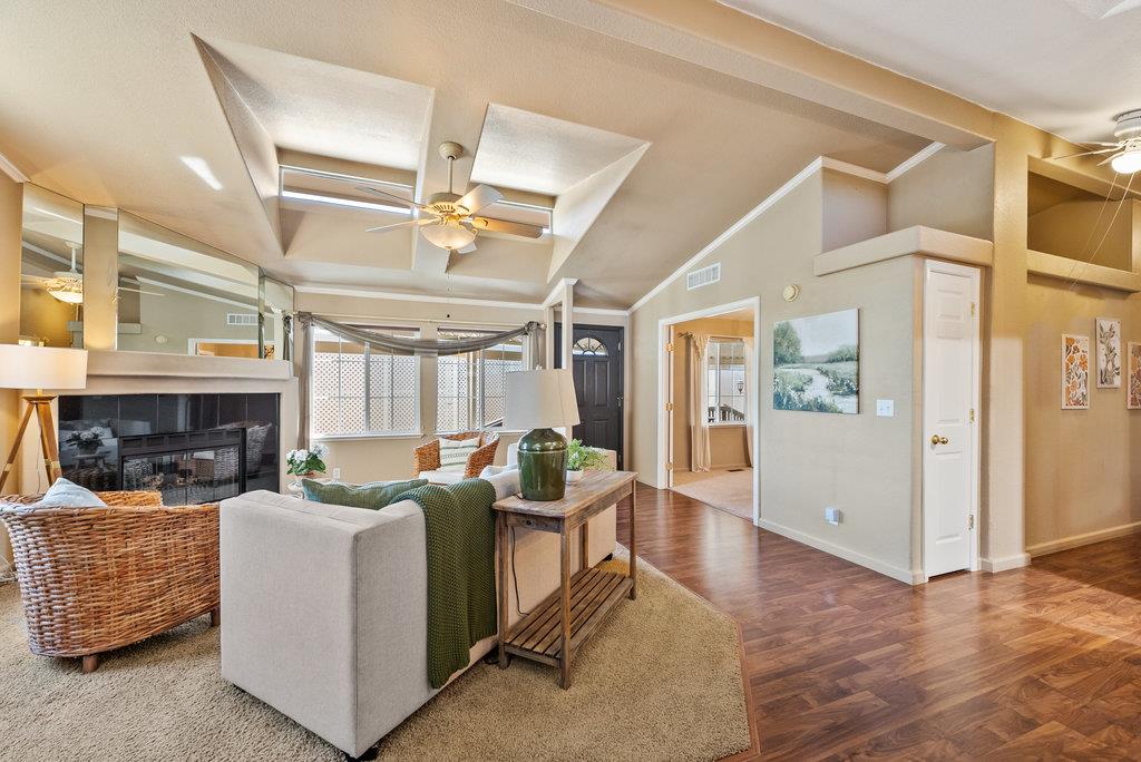 Detail Gallery Image 7 of 29 For 444 Whispering Pines Dr #116,  Scotts Valley,  CA 95066 - 3 Beds | 2 Baths