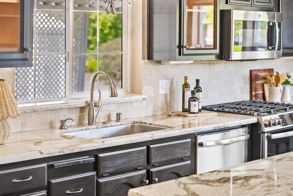 Detail Gallery Image 9 of 29 For 444 Whispering Pines Dr #116,  Scotts Valley,  CA 95066 - 3 Beds | 2 Baths