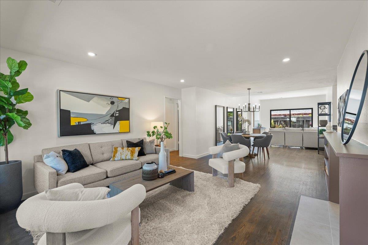 Detail Gallery Image 4 of 28 For 584 Gresham Ave, Sunnyvale,  CA 94085 - 3 Beds | 2 Baths