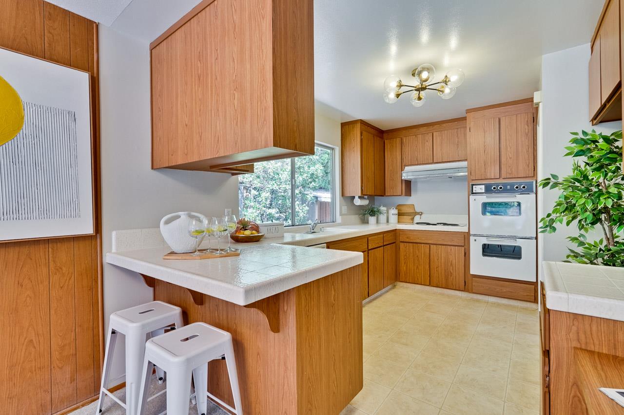 Detail Gallery Image 17 of 48 For 1134 Stafford Dr, Cupertino,  CA 95014 - 3 Beds | 2 Baths