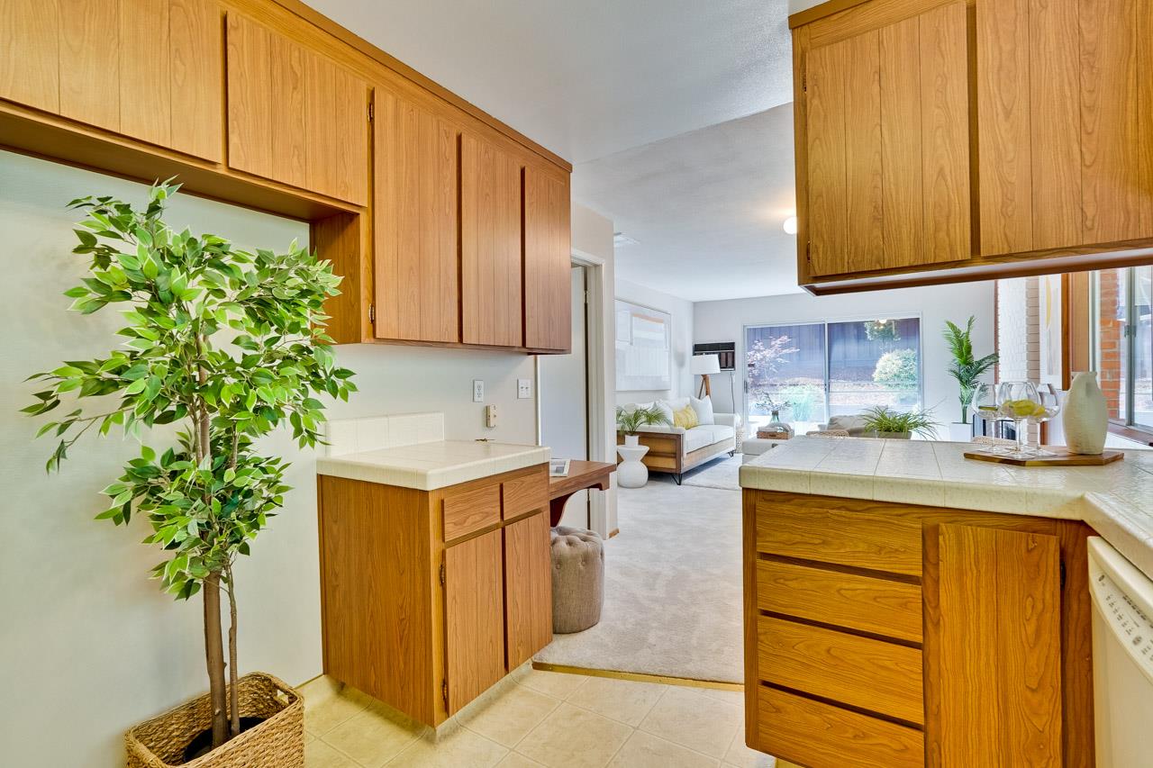 Detail Gallery Image 25 of 48 For 1134 Stafford Dr, Cupertino,  CA 95014 - 3 Beds | 2 Baths