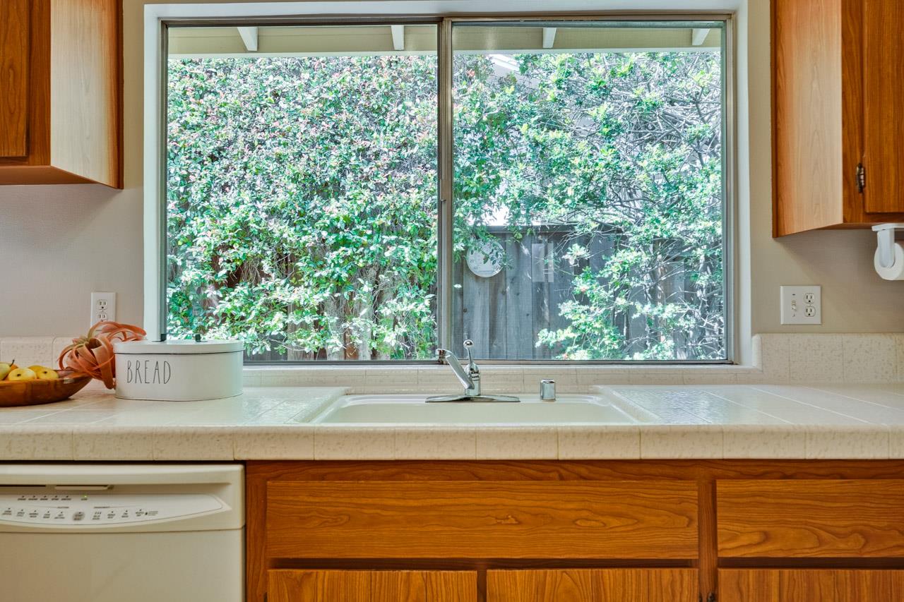 Detail Gallery Image 26 of 48 For 1134 Stafford Dr, Cupertino,  CA 95014 - 3 Beds | 2 Baths