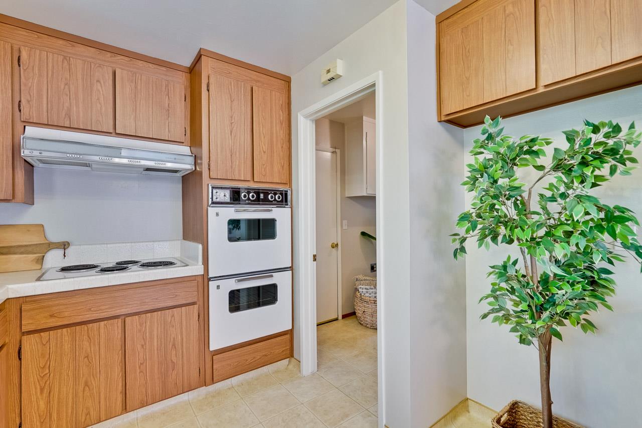 Detail Gallery Image 27 of 48 For 1134 Stafford Dr, Cupertino,  CA 95014 - 3 Beds | 2 Baths