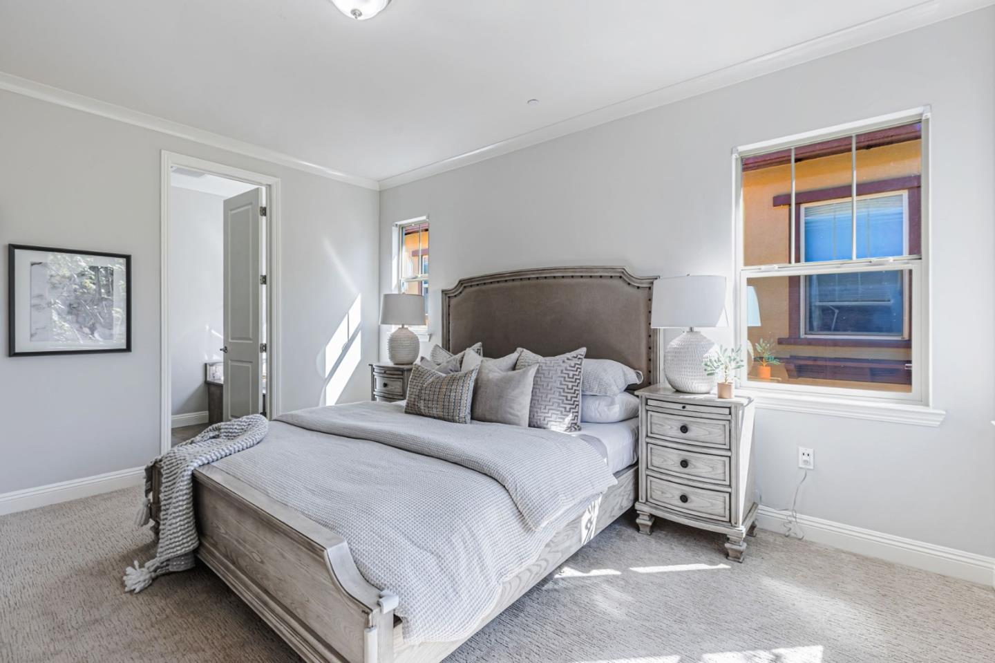 Detail Gallery Image 11 of 30 For 1005 Marcelli Cir, Los Altos,  CA 94022 - 4 Beds | 2/1 Baths