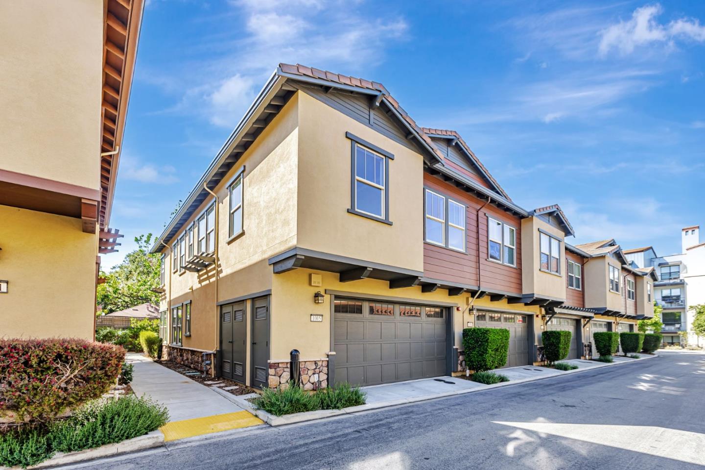 Detail Gallery Image 26 of 30 For 1005 Marcelli Cir, Los Altos,  CA 94022 - 4 Beds | 2/1 Baths