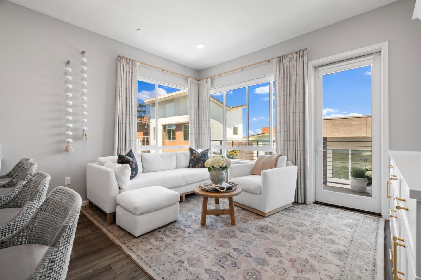 Detail Gallery Image 1 of 40 For 2981 Henry Miller Pl #8,  San Jose,  CA 95136 - 3 Beds | 2 Baths