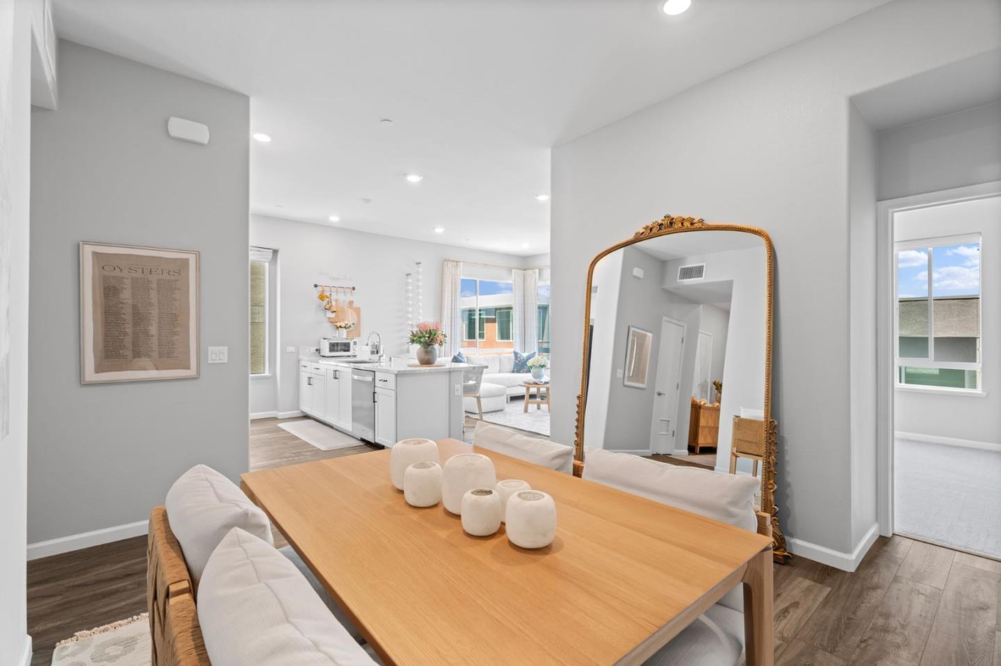 Detail Gallery Image 11 of 40 For 2981 Henry Miller Pl #8,  San Jose,  CA 95136 - 3 Beds | 2 Baths