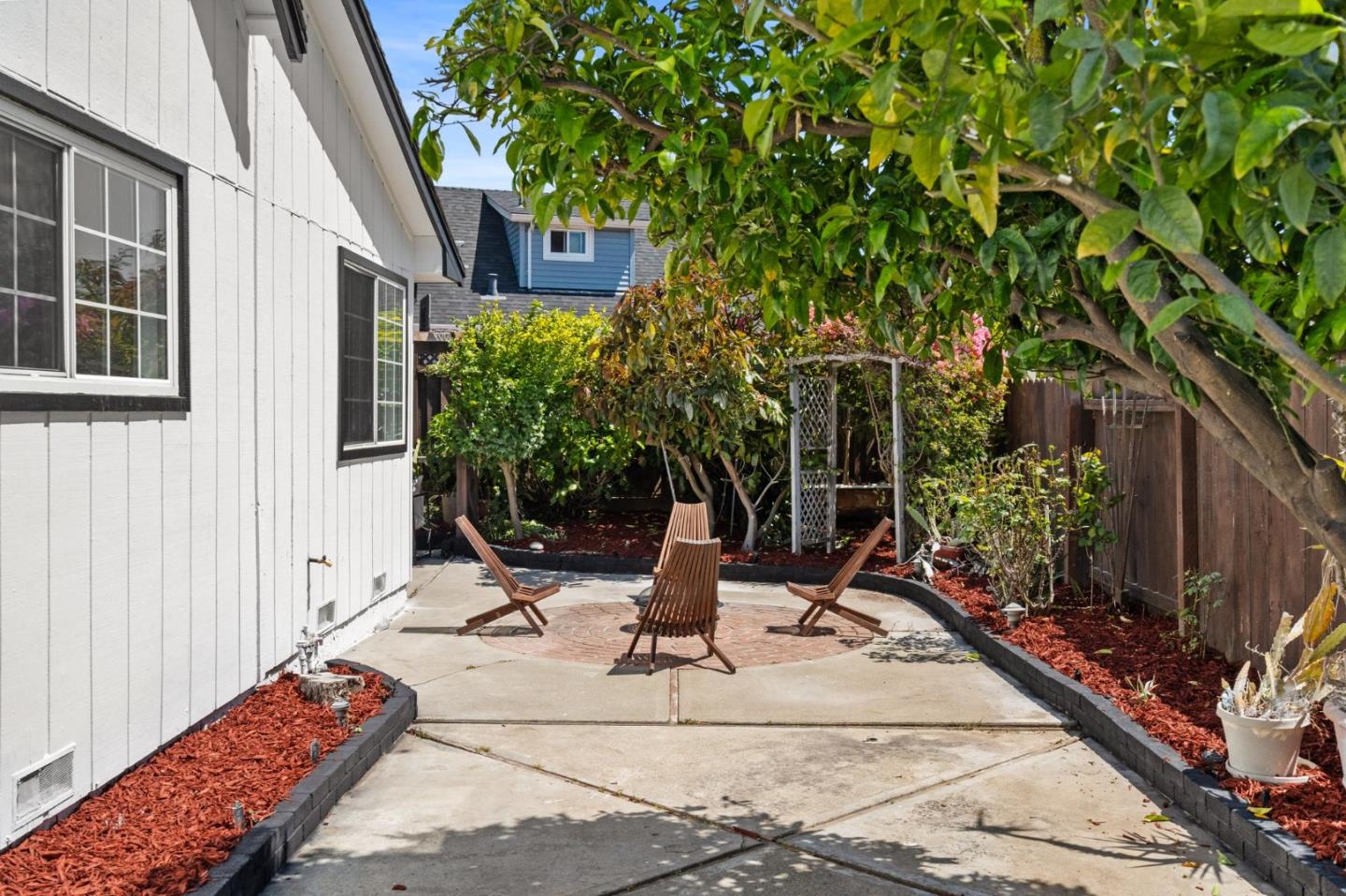Detail Gallery Image 34 of 44 For 6116 Radcliffe Ave, Newark,  CA 94560 - 4 Beds | 2 Baths