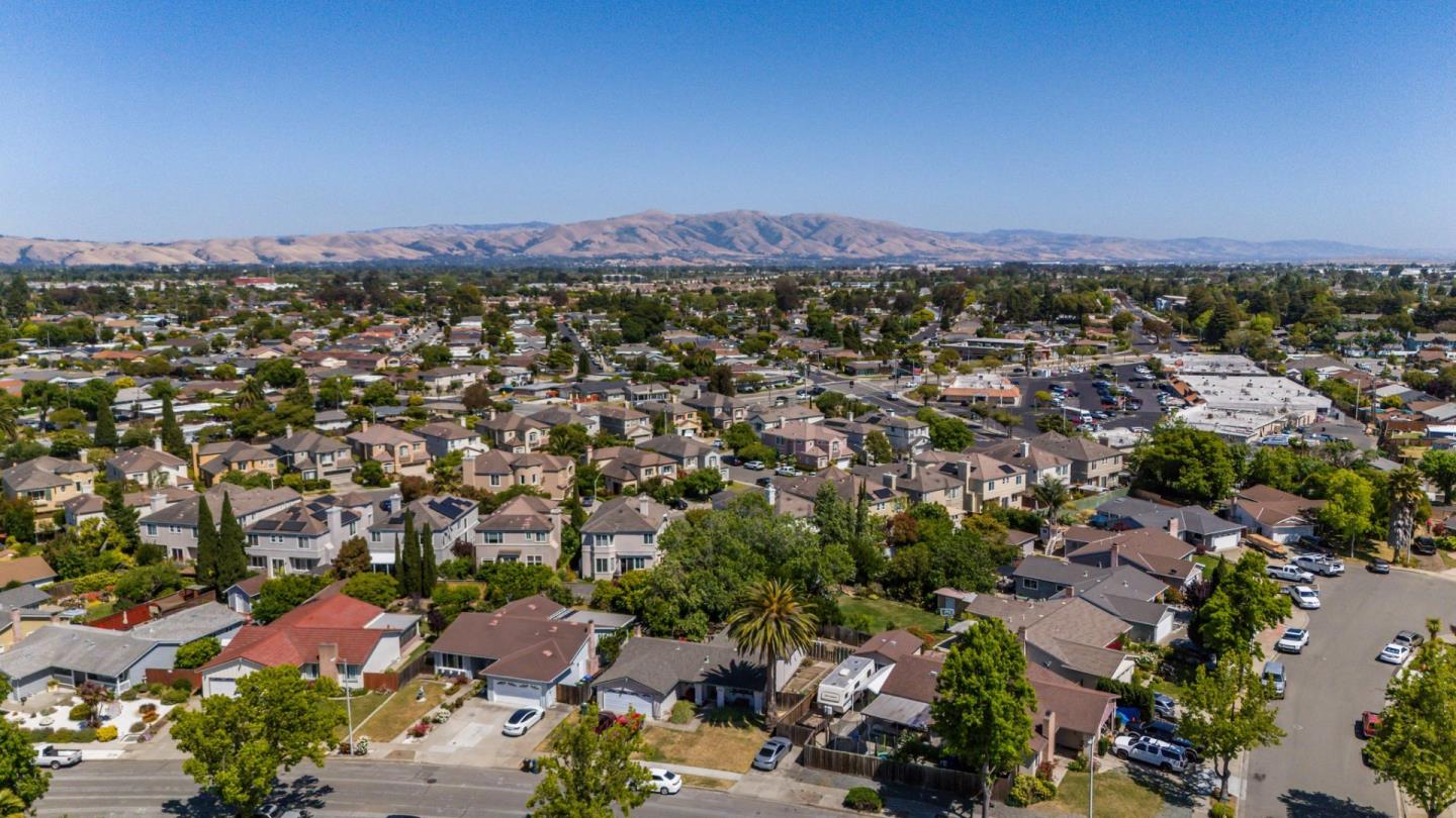 Detail Gallery Image 37 of 44 For 6116 Radcliffe Ave, Newark,  CA 94560 - 4 Beds | 2 Baths