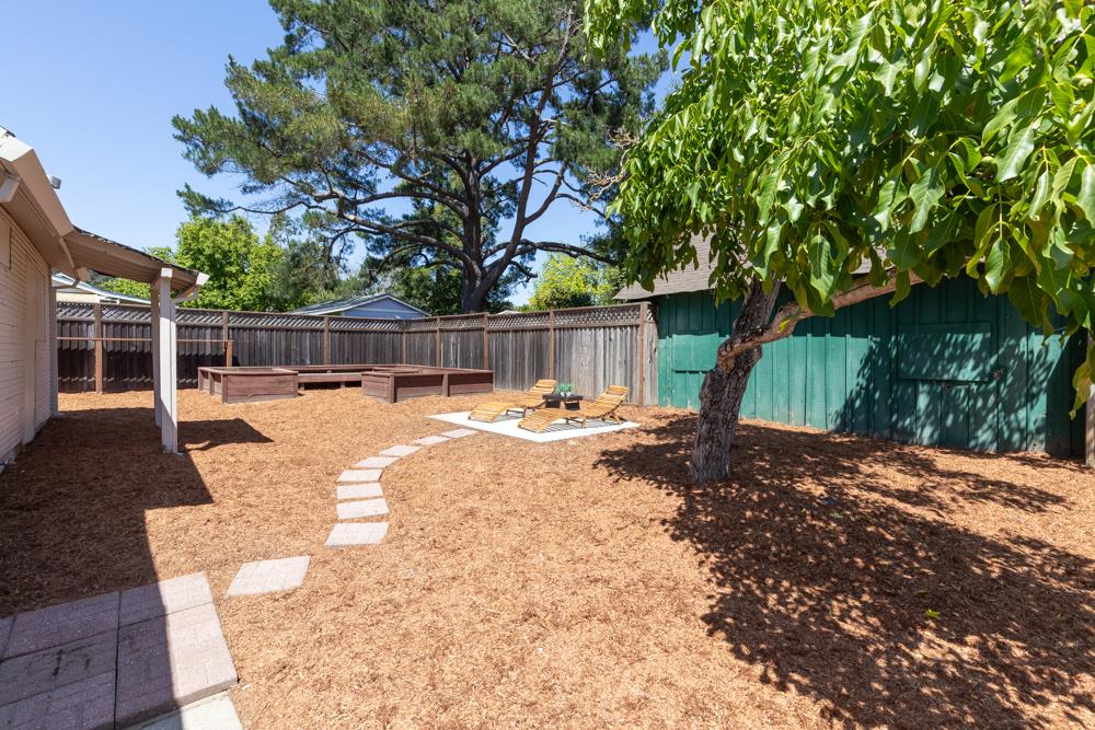 Detail Gallery Image 19 of 25 For 213 Chilverton St, Santa Cruz,  CA 95062 - 2 Beds | 1 Baths