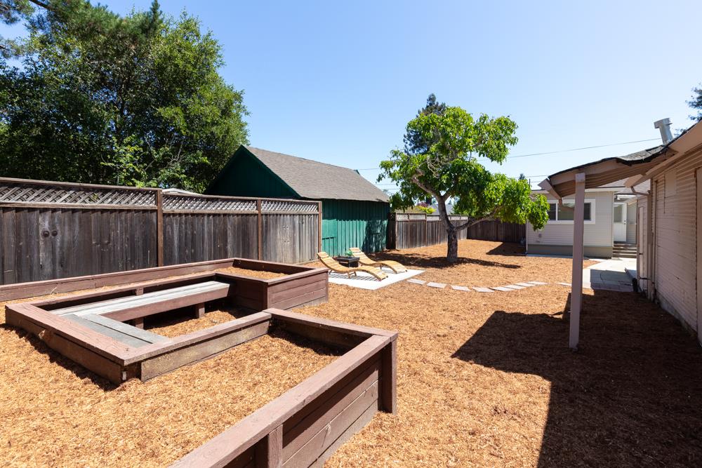 Detail Gallery Image 20 of 25 For 213 Chilverton St, Santa Cruz,  CA 95062 - 2 Beds | 1 Baths