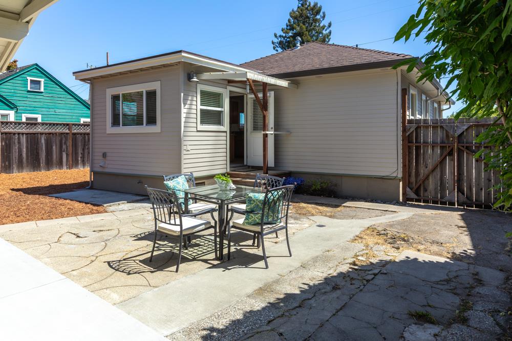Detail Gallery Image 24 of 25 For 213 Chilverton St, Santa Cruz,  CA 95062 - 2 Beds | 1 Baths