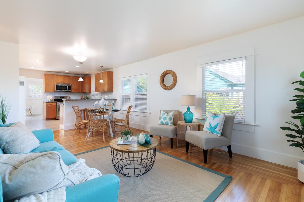 Detail Gallery Image 3 of 25 For 213 Chilverton St, Santa Cruz,  CA 95062 - 2 Beds | 1 Baths