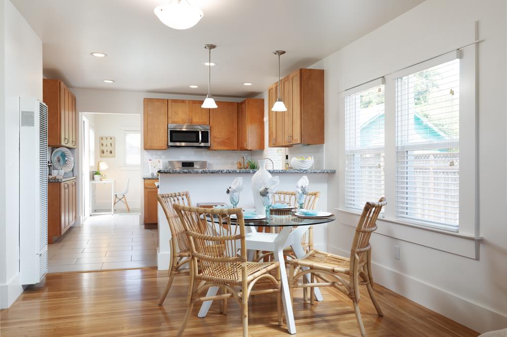 Detail Gallery Image 7 of 25 For 213 Chilverton St, Santa Cruz,  CA 95062 - 2 Beds | 1 Baths