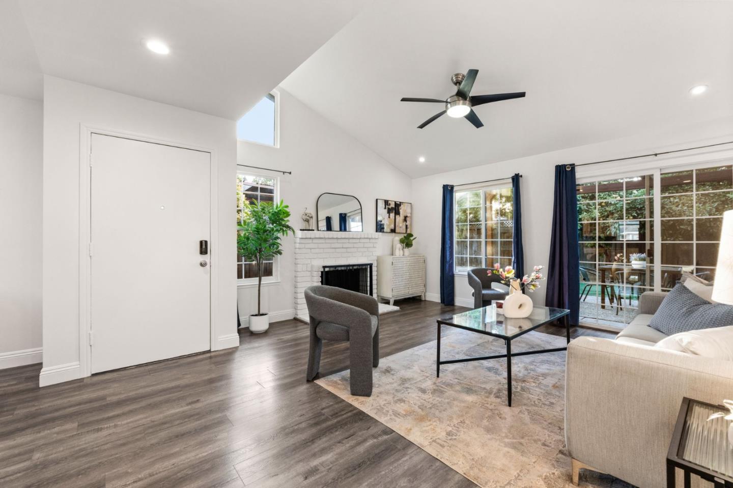 Detail Gallery Image 8 of 43 For 1161 Dudash Ct, San Jose,  CA 95122 - 3 Beds | 2 Baths