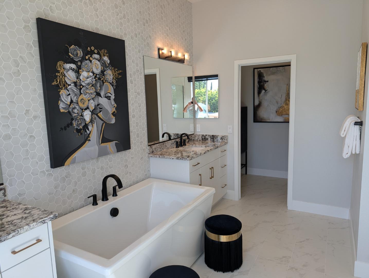 Detail Gallery Image 29 of 44 For 11115 Maple Pl #030-07,  Saratoga,  CA 95070 - 4 Beds | 4 Baths