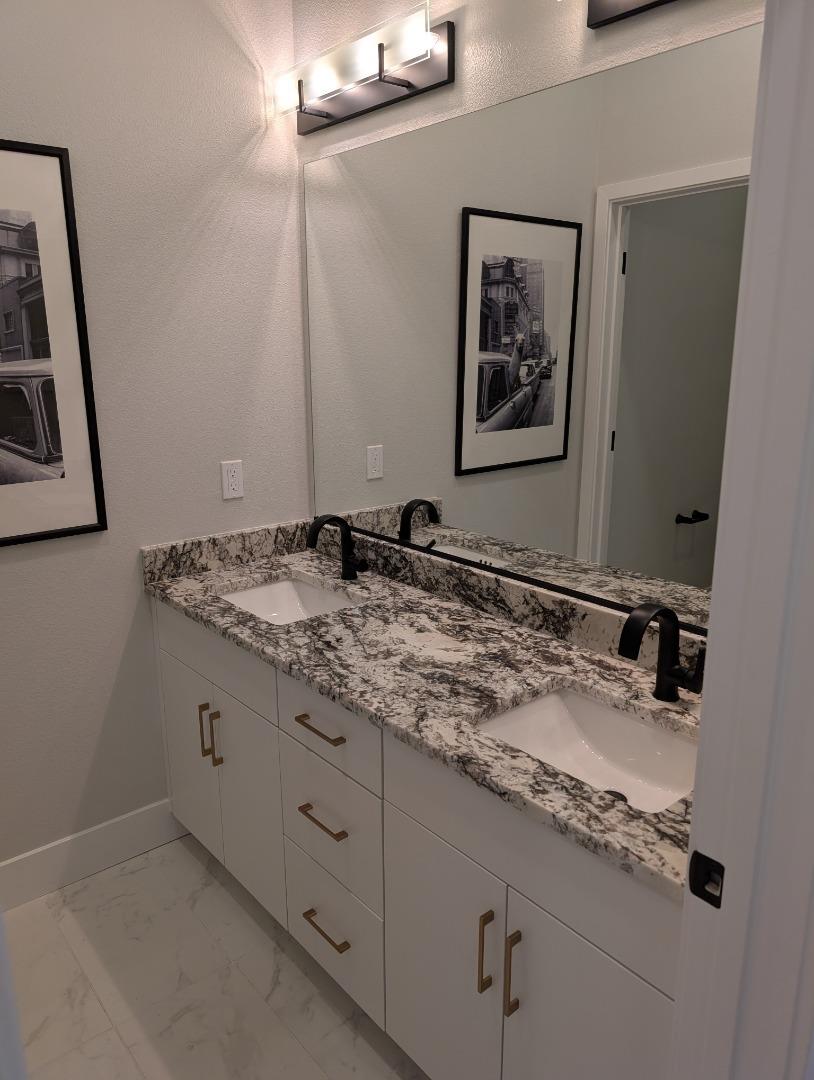 Detail Gallery Image 40 of 44 For 11115 Maple Pl #030-07,  Saratoga,  CA 95070 - 4 Beds | 4 Baths