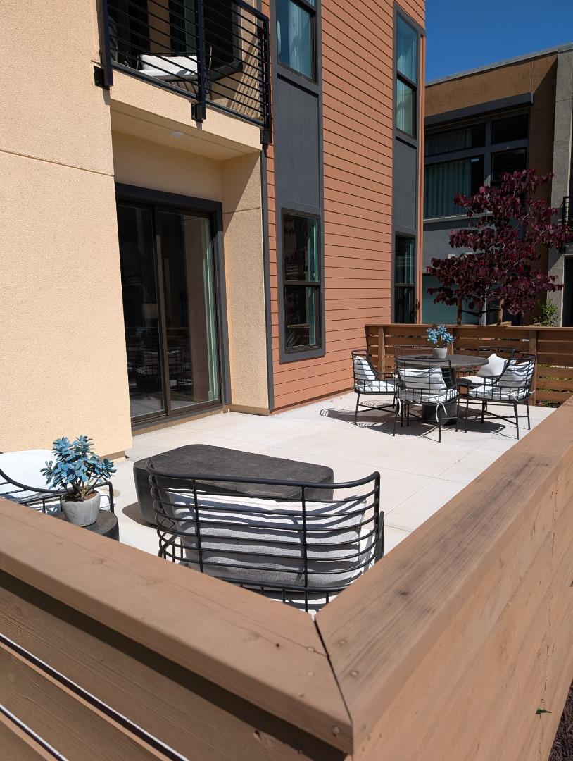 Detail Gallery Image 5 of 44 For 11115 Maple Pl #030-07,  Saratoga,  CA 95070 - 4 Beds | 4 Baths